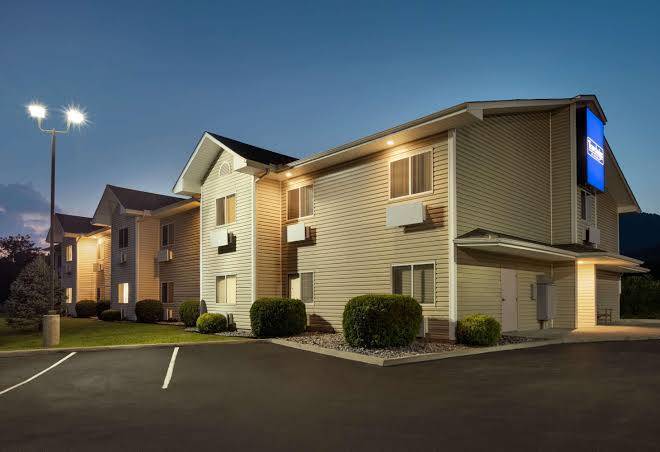Travelodge by wyndham low moor near covington