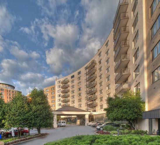 Clarion collection hotel arlington court suites
