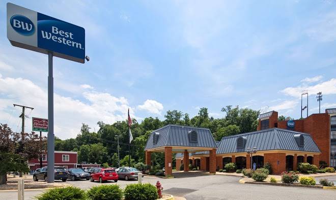 Best western staunton inn
