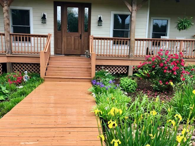 Bedford landings bed breakfast & hangars