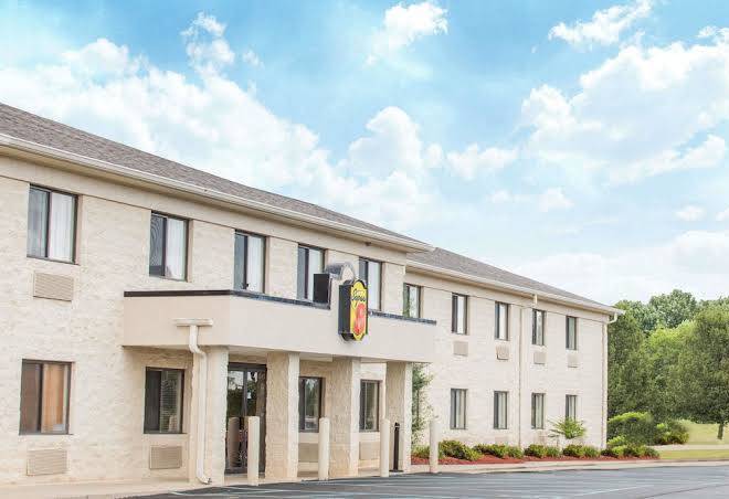 Super 8 by wyndham bedford