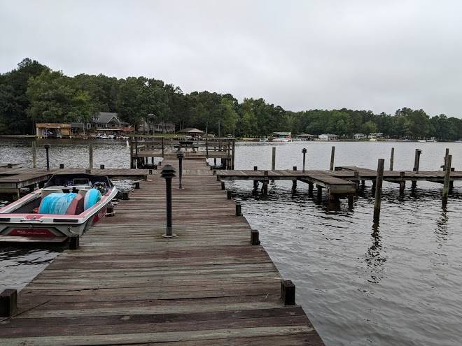 The club lake gaston resort