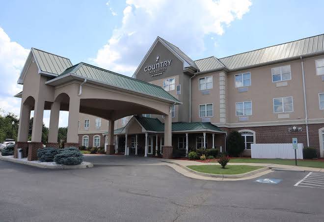 Country Inn & Suites By Radisson Emporia Va Image