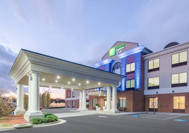 Holiday inn express & suites tappahannock