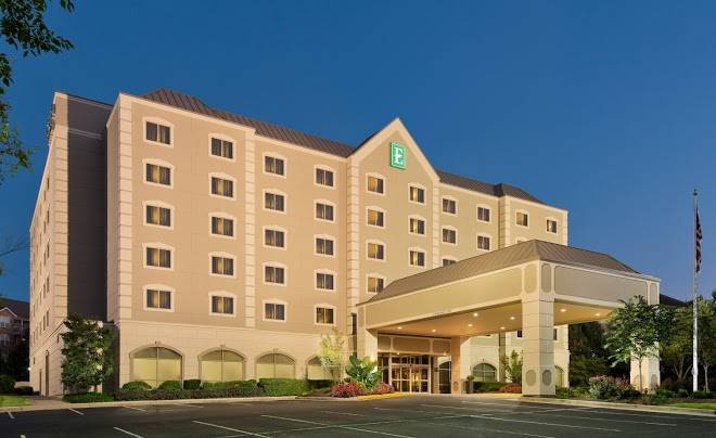 Embassy suites by hilton dulles airport