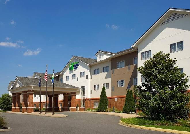 Holiday inn express & suites charlottesville ruckersville
