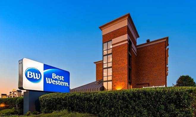 Best western hampton coliseum inn