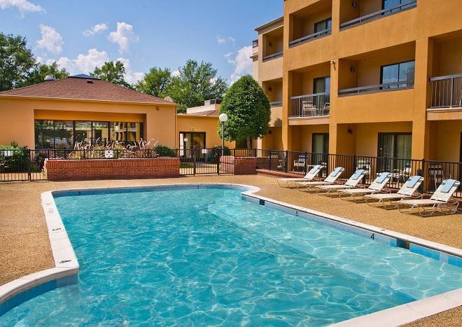 Courtyard by marriott hampton coliseum central