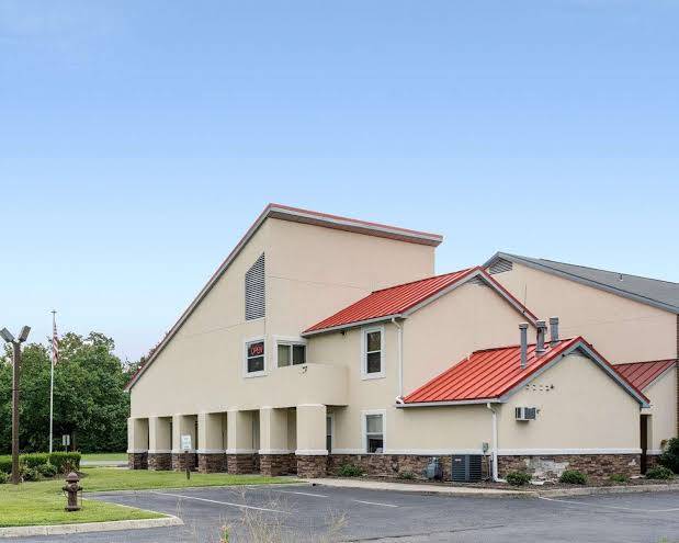 Econo lodge inn & suites carrollton smithfield