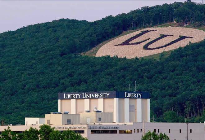 Baymont By Wyndham Lynchburg Image