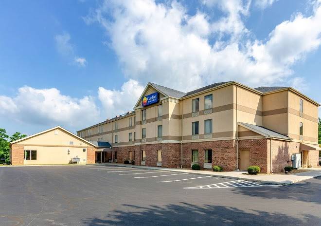 Comfort inn & suites christiansburg i 81