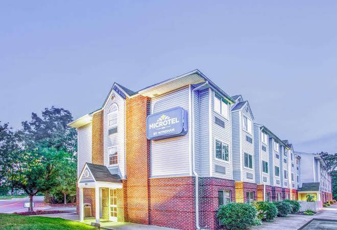 Microtel inn & suites by wyndham newport news airport