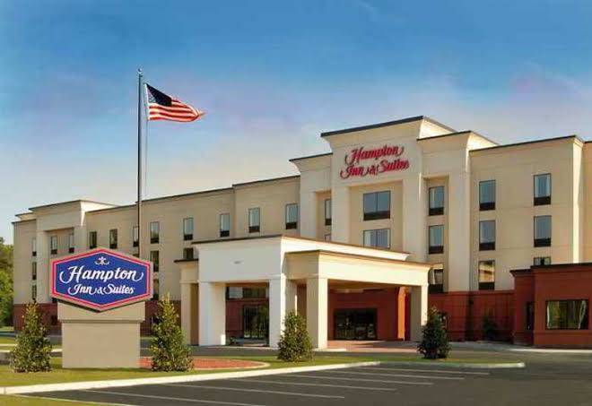 Hampton inn & suites norfolk airport