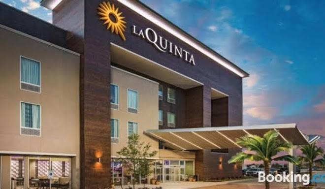 La Quinta Inn & Suites By Wyndham Manassas Historic District Image