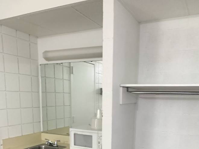 Executive motel
