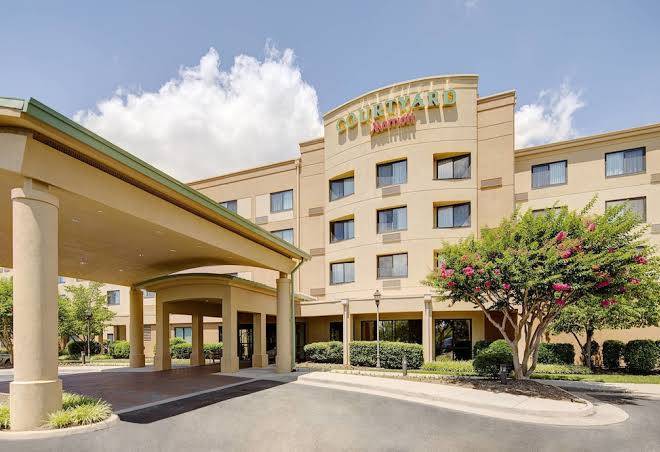 Courtyard by marriott roanoke airport