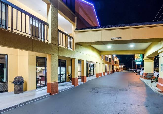 Quality inn tanglewood