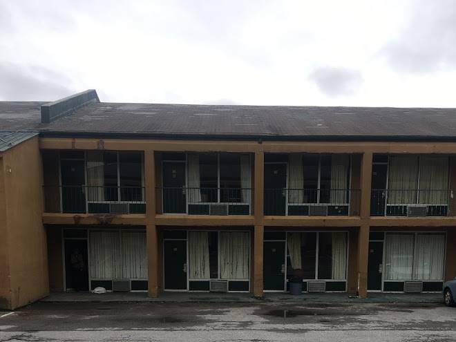 Knights inn roanoke