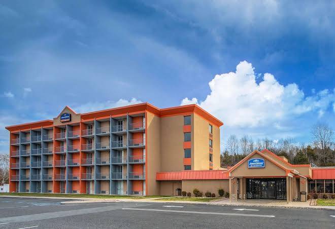 Howard Johnson By Wyndham Lexington Image