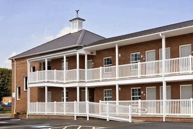 Crimson inn