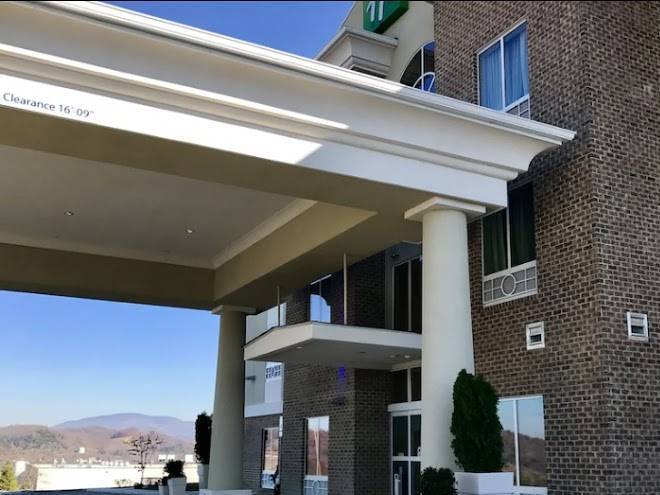 Holiday inn express & suites lebanon