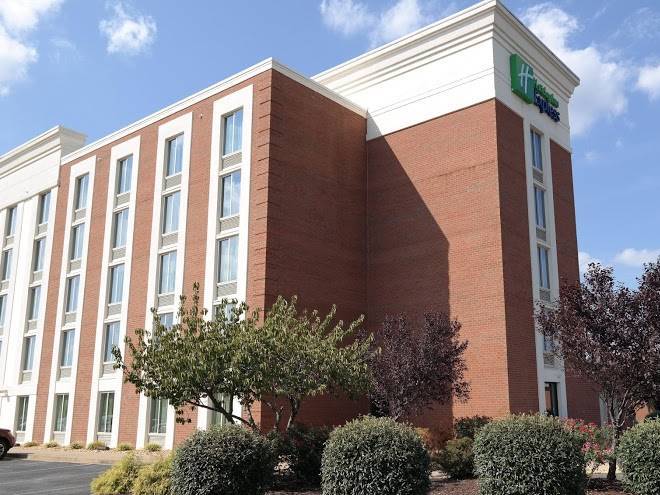 Holiday inn express fredericksburg southpoint