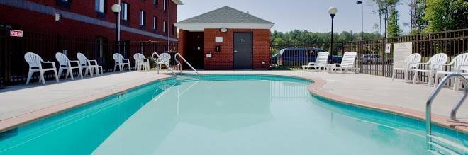 Holiday inn express & suites suffolk