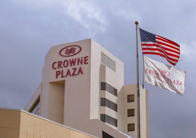 Crowne plaza virginia beach town center
