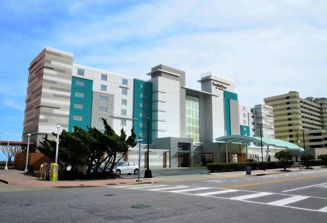 DoubleTree by Hilton Virginia Beach Oceanfront South