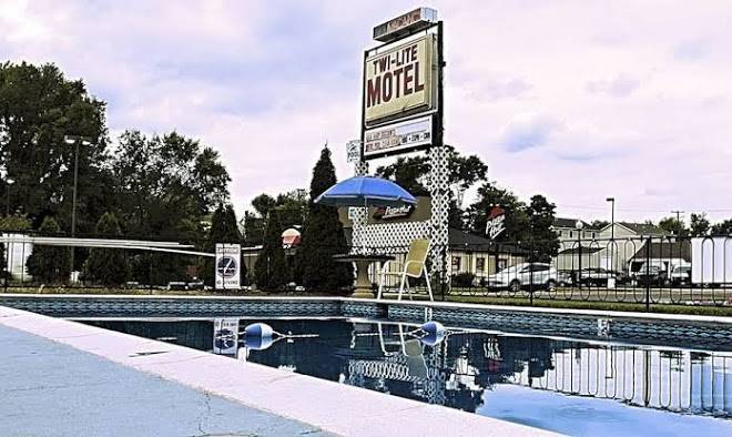 Twi lite motel