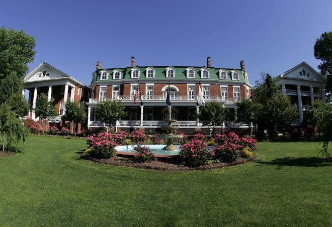 The martha washington inn & spa
