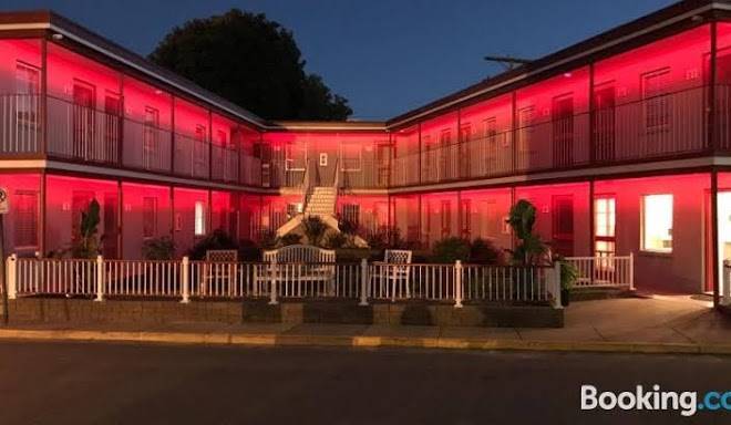 Riverview inn
