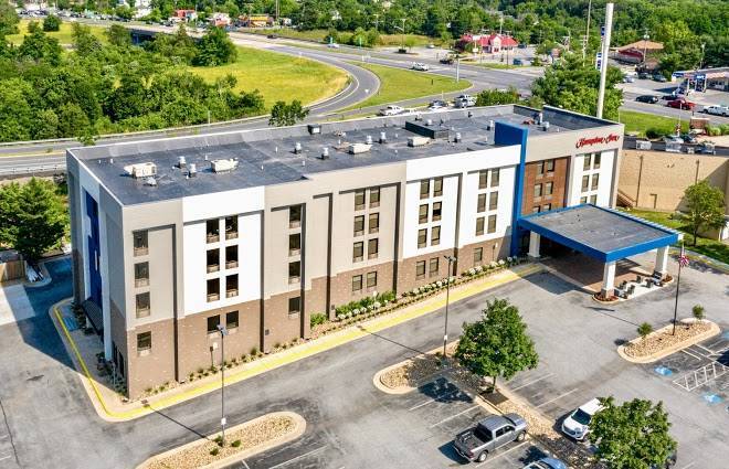 Hampton inn winchester n conference center