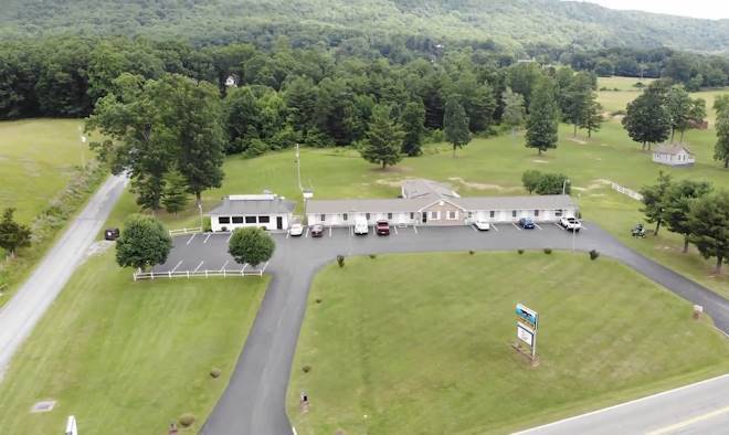Fox mountain inn