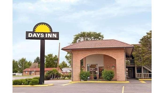 Days Inn By Wyndham Richland Image