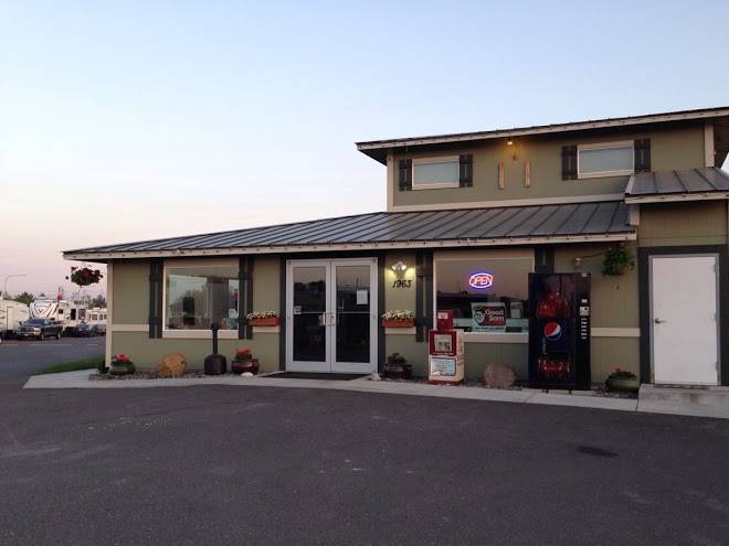 Moonriver rv resort