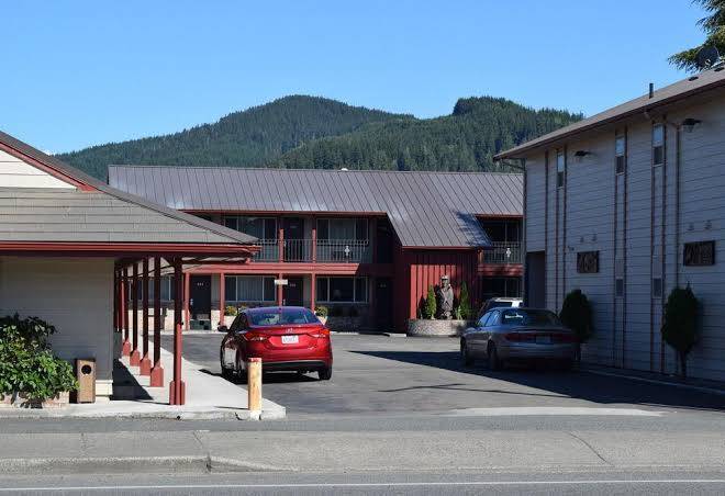 Forks motel