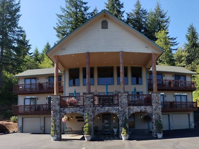 Blue heron chateau