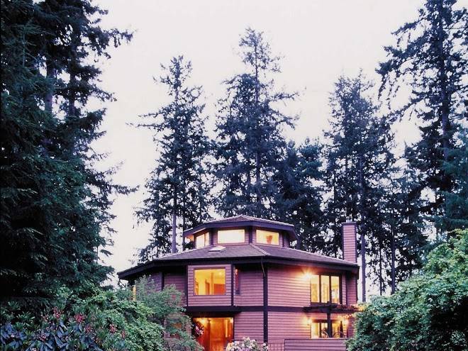 Eagles nest inn