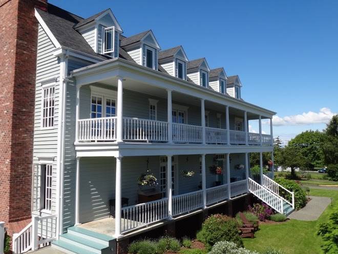 Ravenscroft inn
