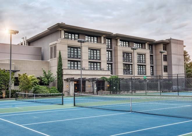 Bellevue club hotel