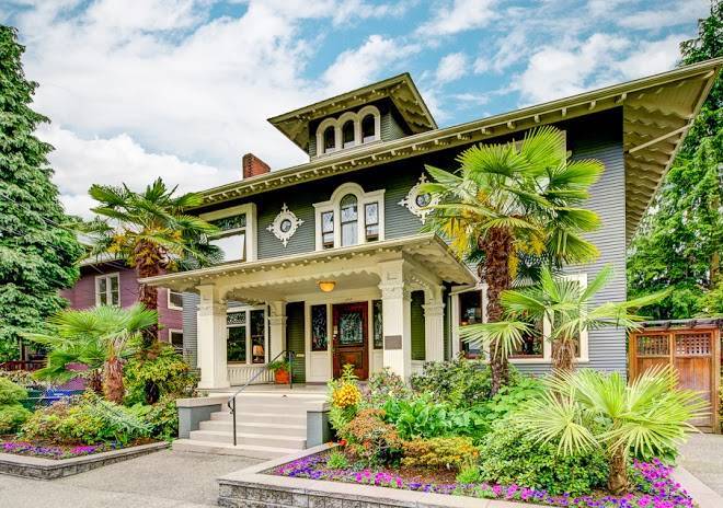Gaslight inn