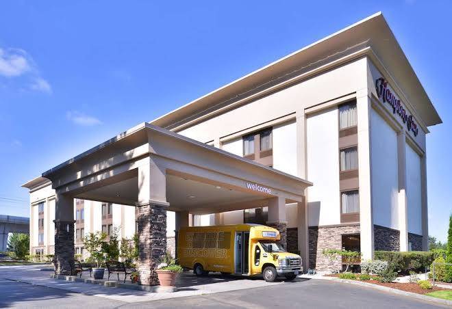 Hampton inn seattle airport