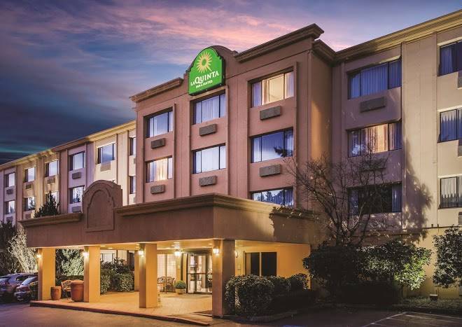 La quinta inn & suites by wyndham seattle bellevue kirkland