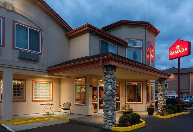 Ramada By Wyndham Seatac Airport North Image
