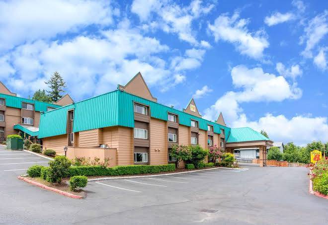 Super 8 by wyndham seatac airport