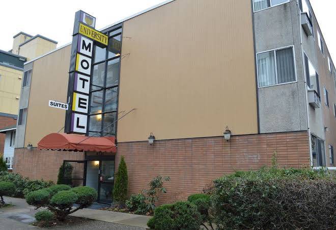University motel suites