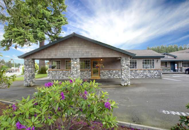 Poulsbo inn & suites