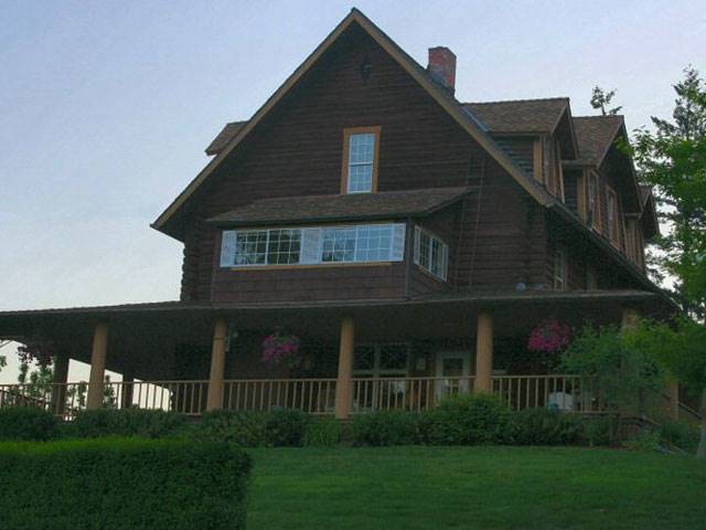 Mineral lake lodge