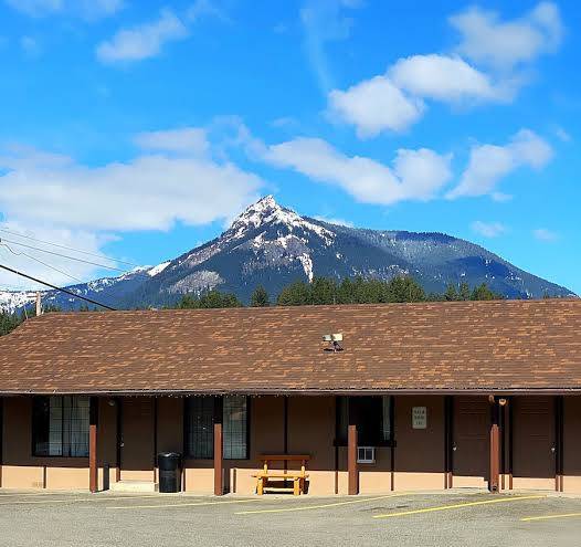 Packwood inn